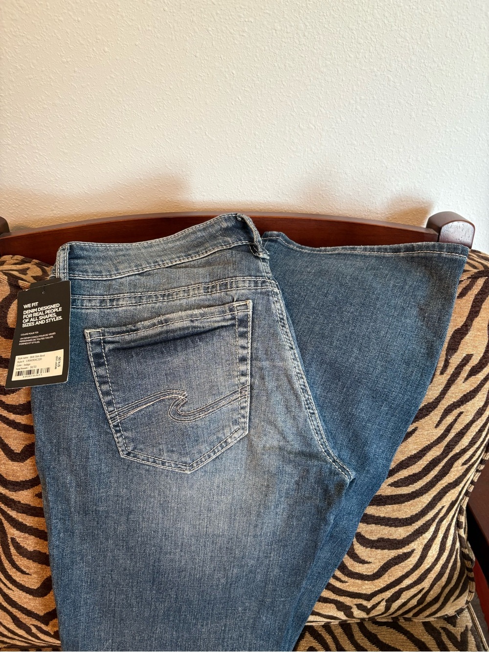 Silver Jeans Women’s Relaxed Fit Jeans - Medium Blue Wash